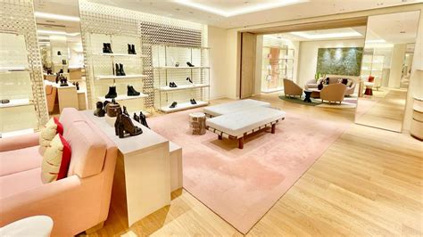 louis vuitton edinburgh store|louis vuitton jobs edinburgh.